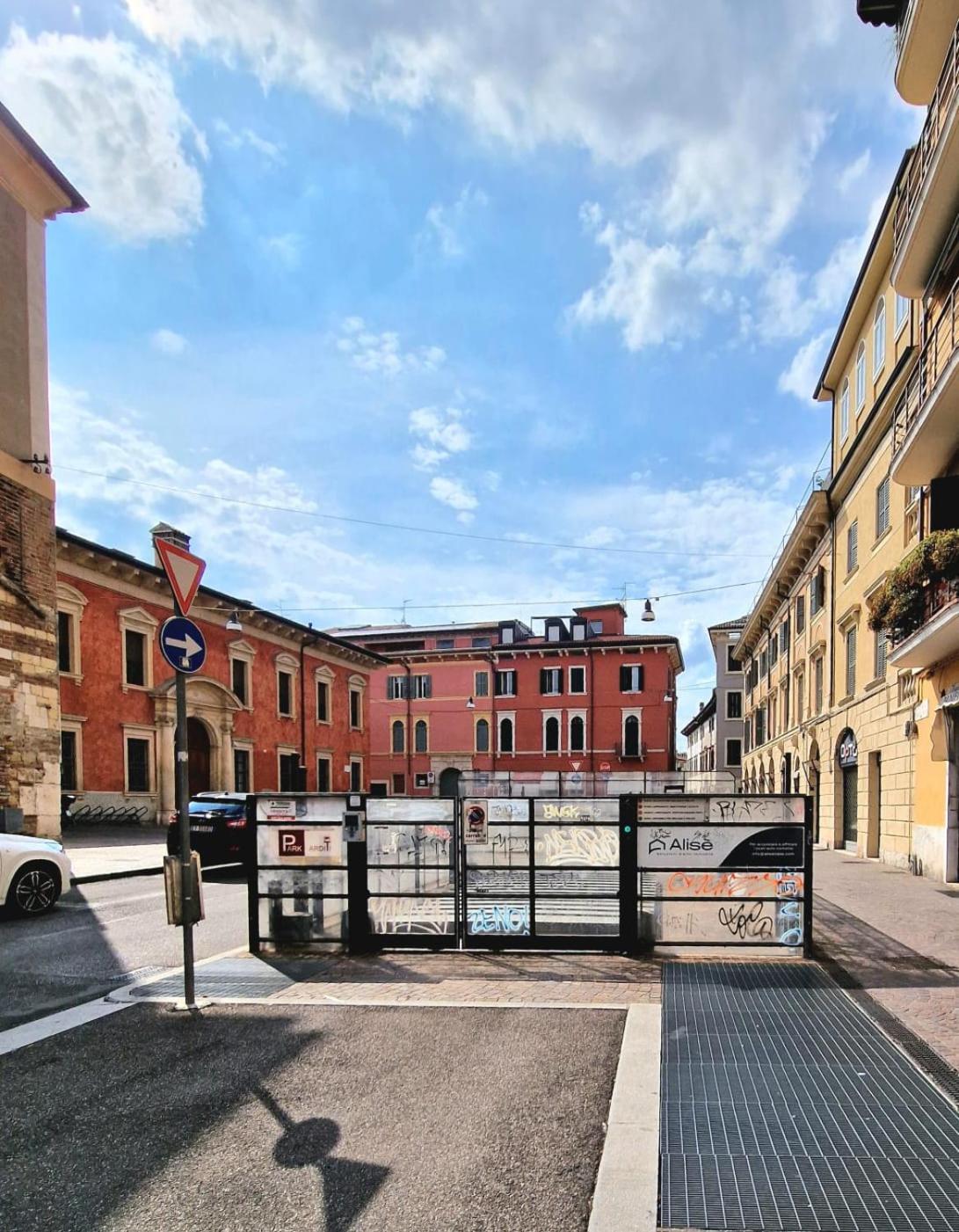 Căn hộ Holidhome - Dimora Castelvecchio Ai Salvi - Storico Nel Cuore Di