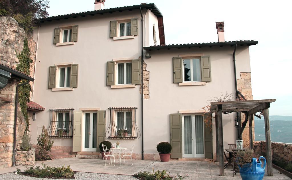Aamiaismajoitus Relais Bacio Di Luna *
