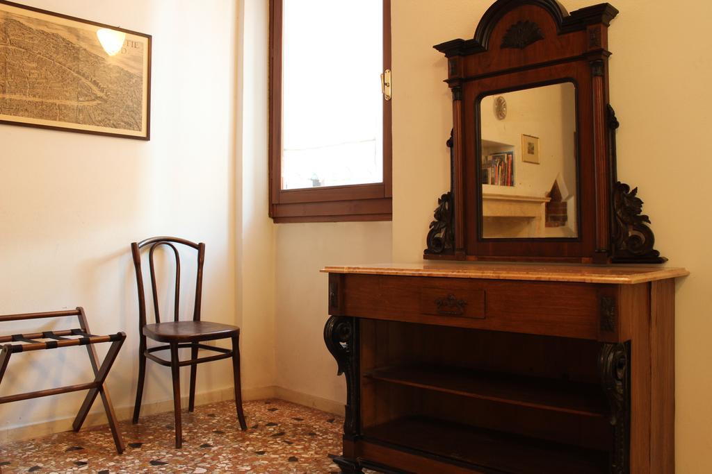 Residenza Carducci Centro Storico *