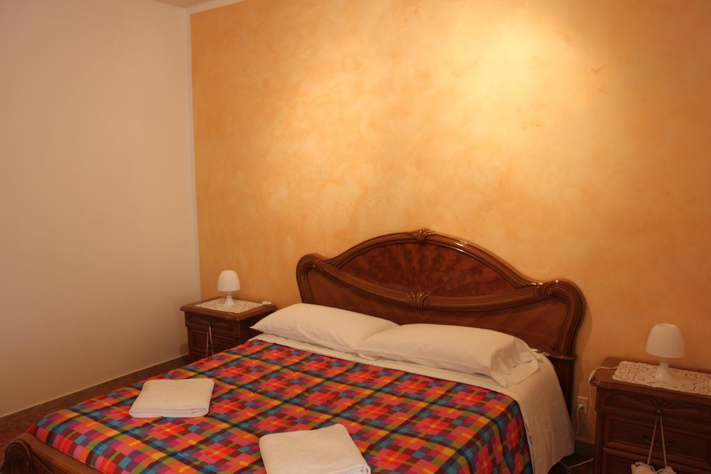 Guest house Santa Toscana 2*