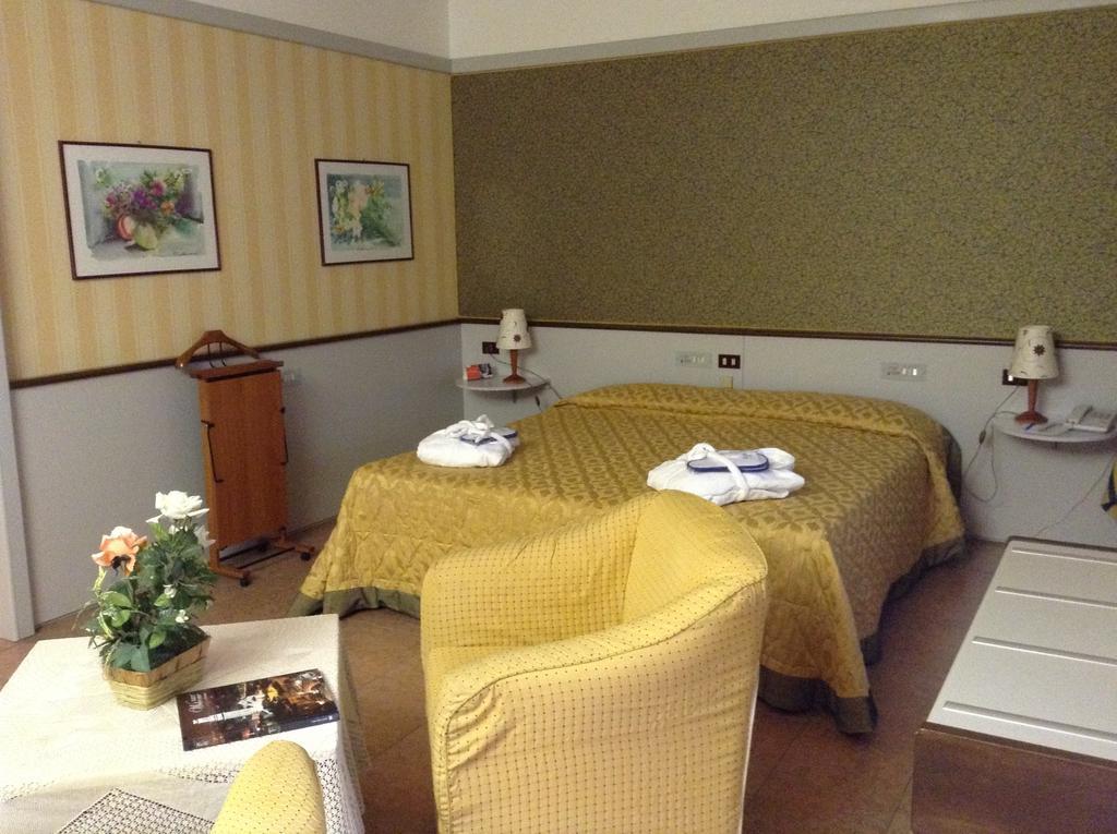 Hotel Maxim