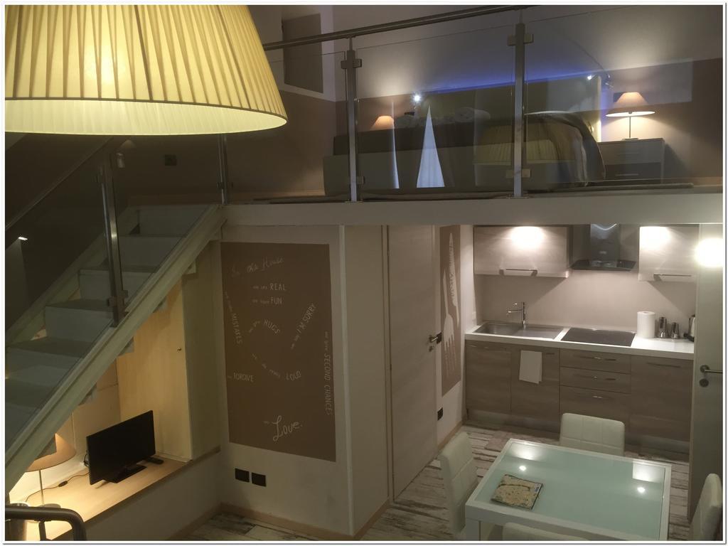 & Juliet Luxury Apartment