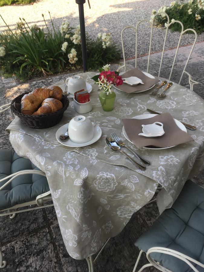 Relais Bacio Di Luna Aamiaismajoitus *