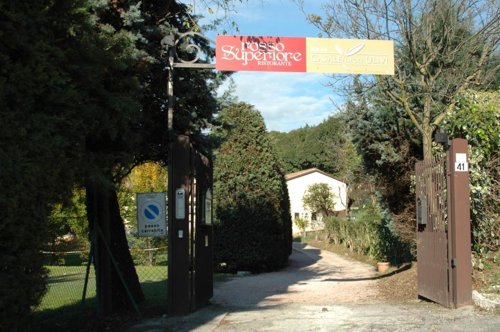 Casale Degli Ulivi Country house *