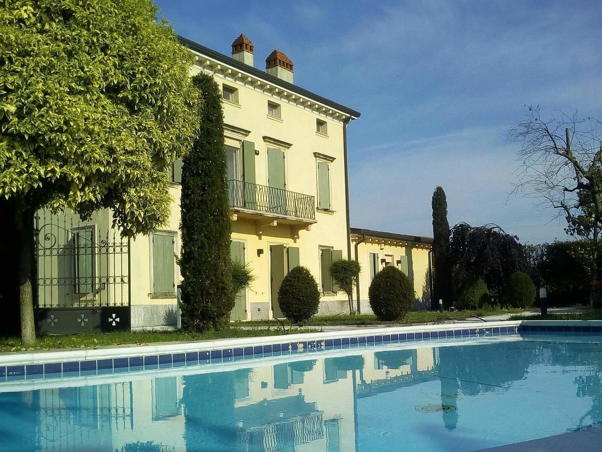 Casa Milena Guest house