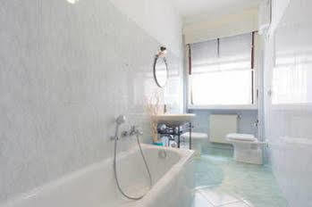 Happiness - Center Bed & Breakfast *