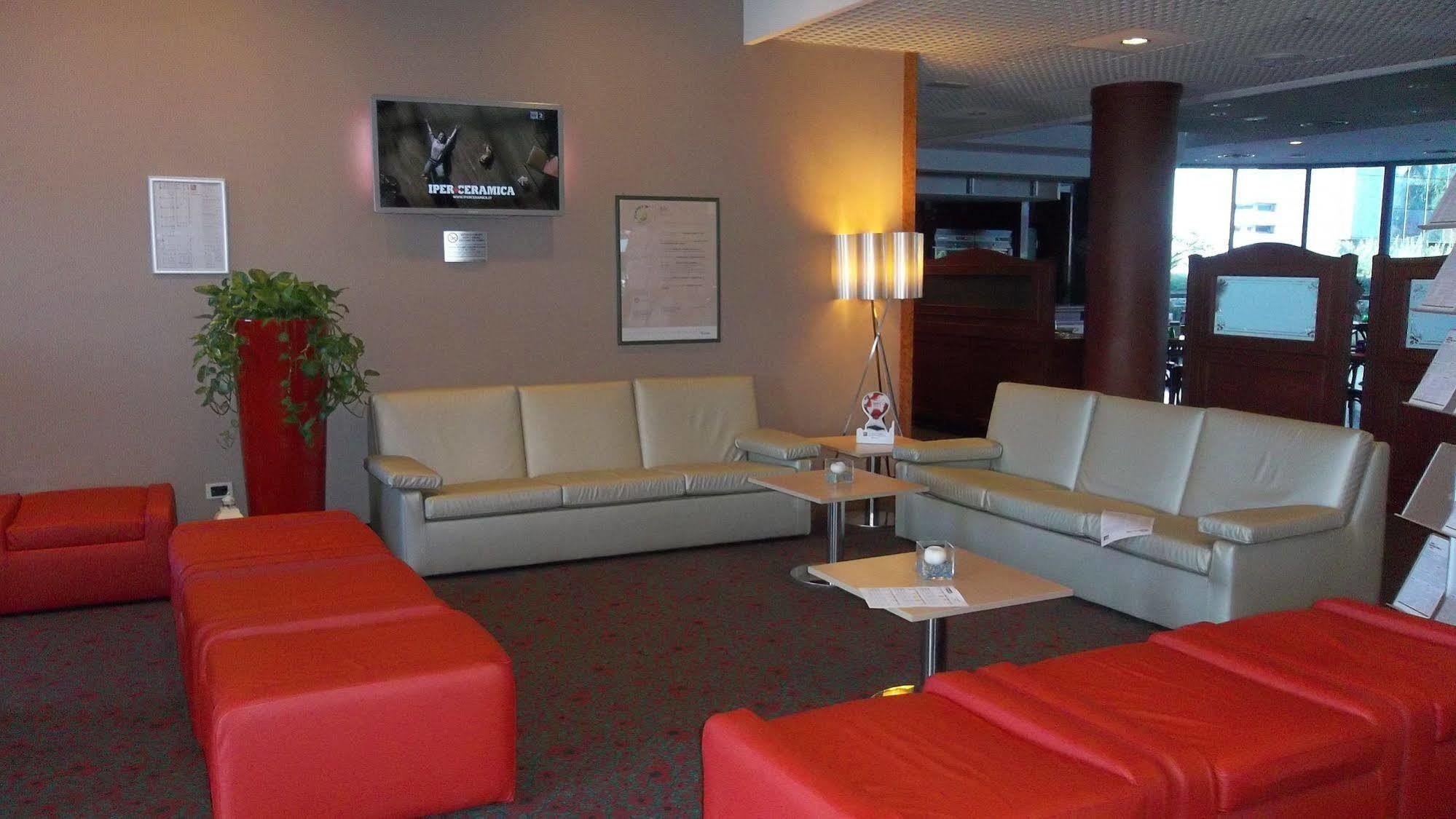 Leonardo Hotel