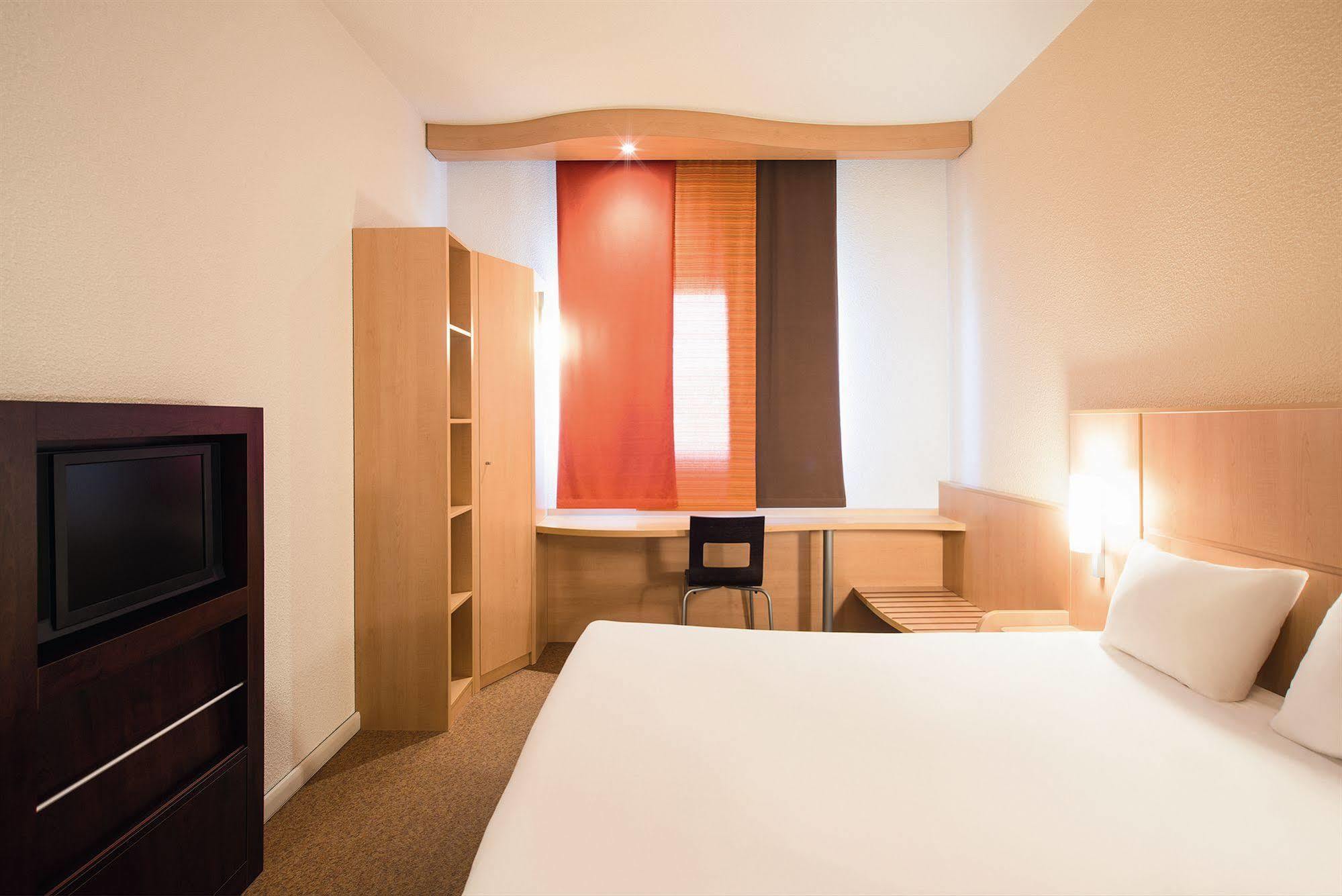 Leonardo Hotel