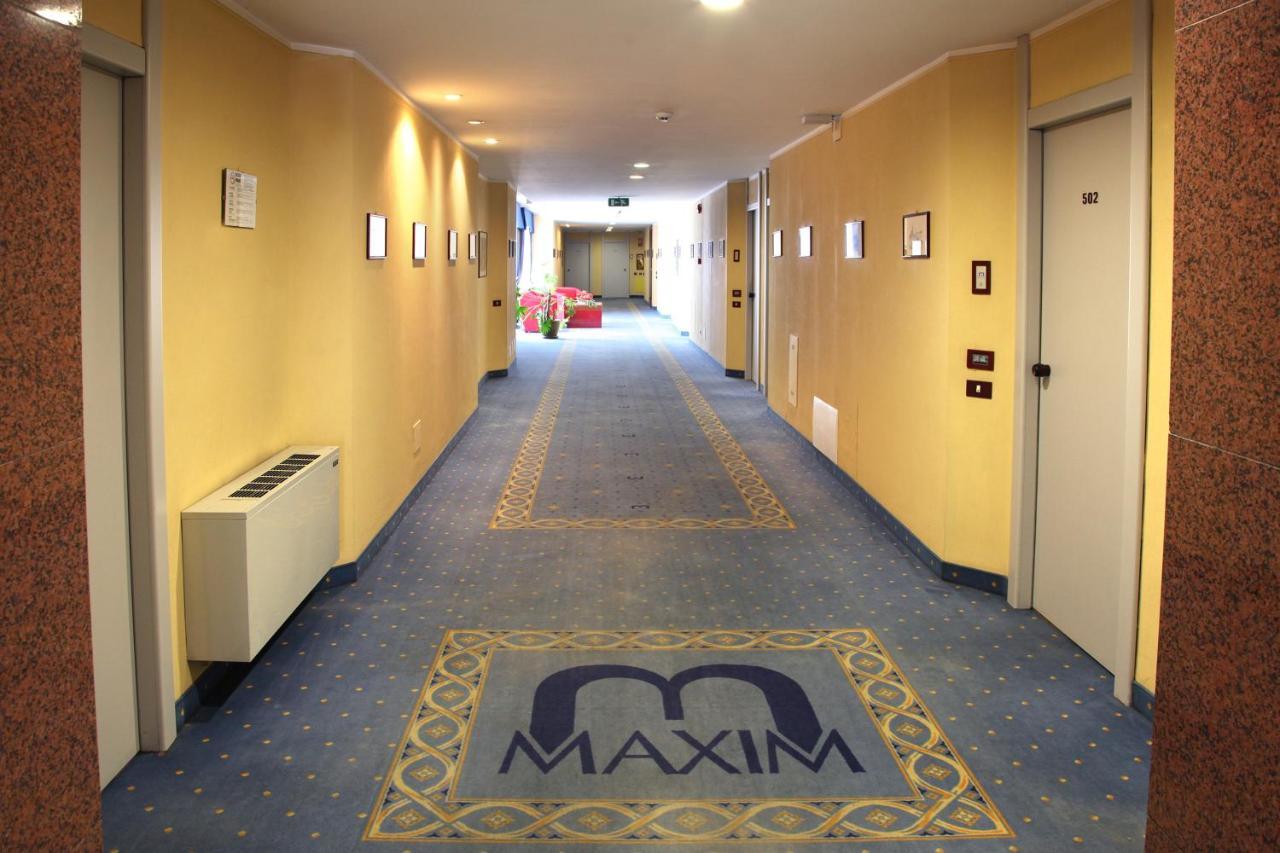 Hotel Maxim 4*