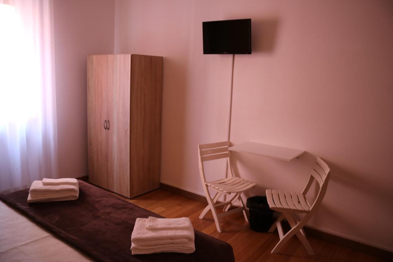 Mameli Ospedale Borgo Trento 400 M Gasthof