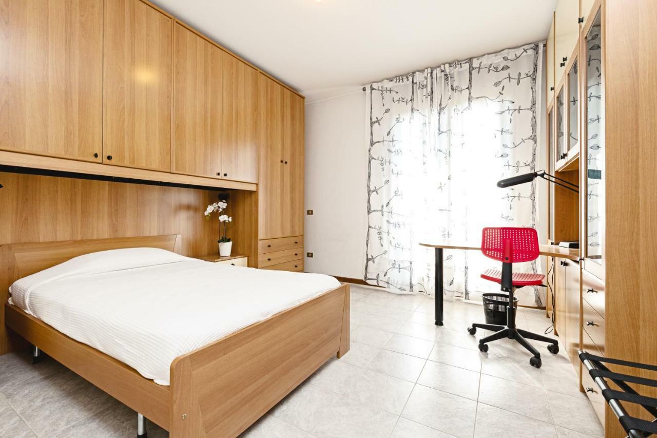 Colourful Flat Borgo Roma * Verona