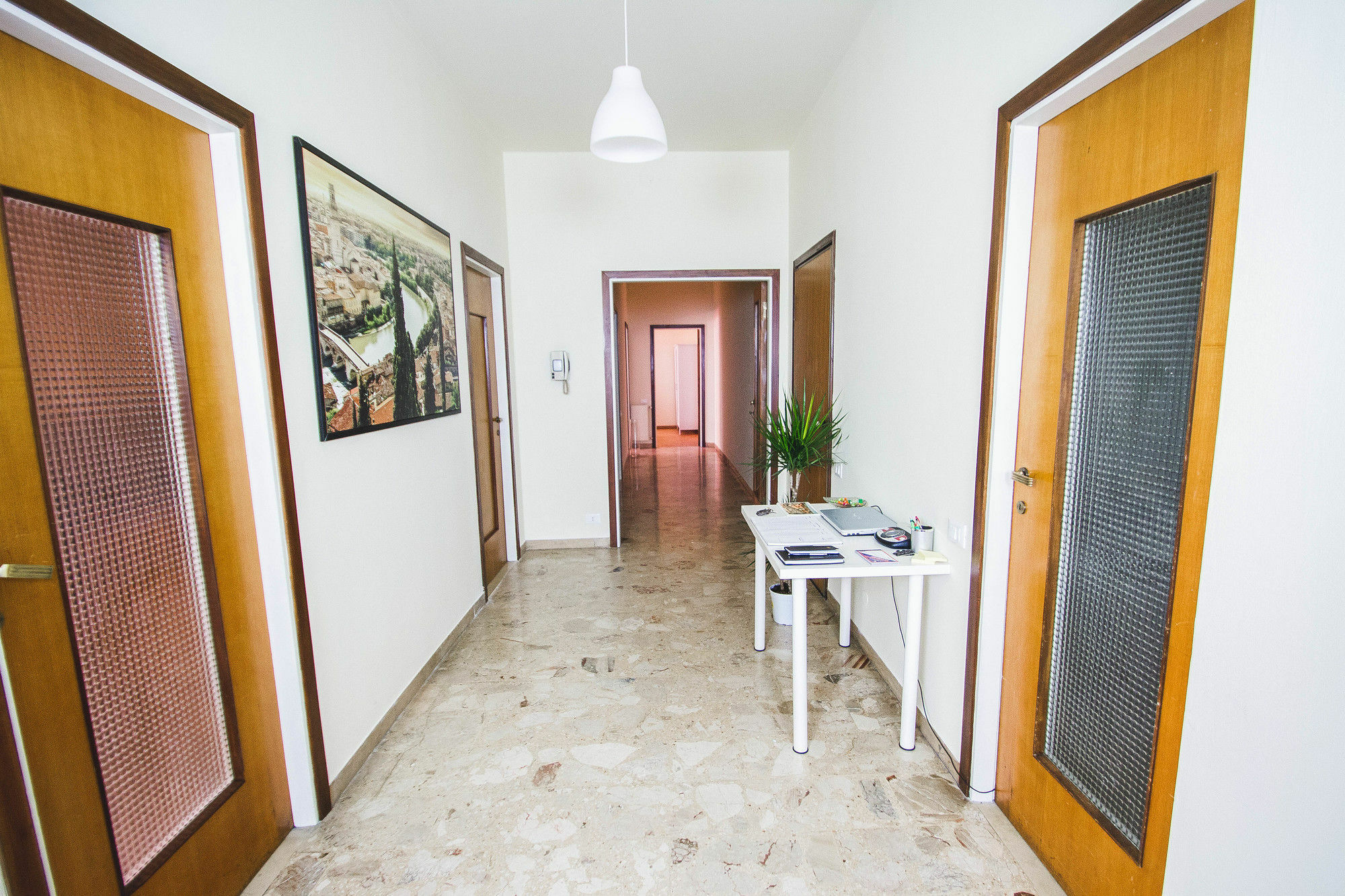 Happiness - Center Verona