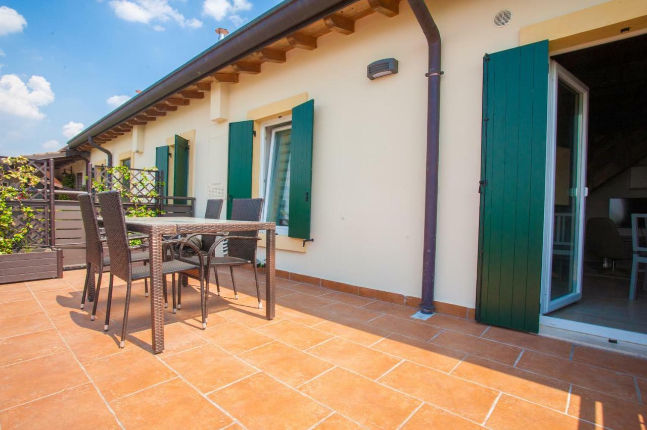 Apartment Gate To Verona