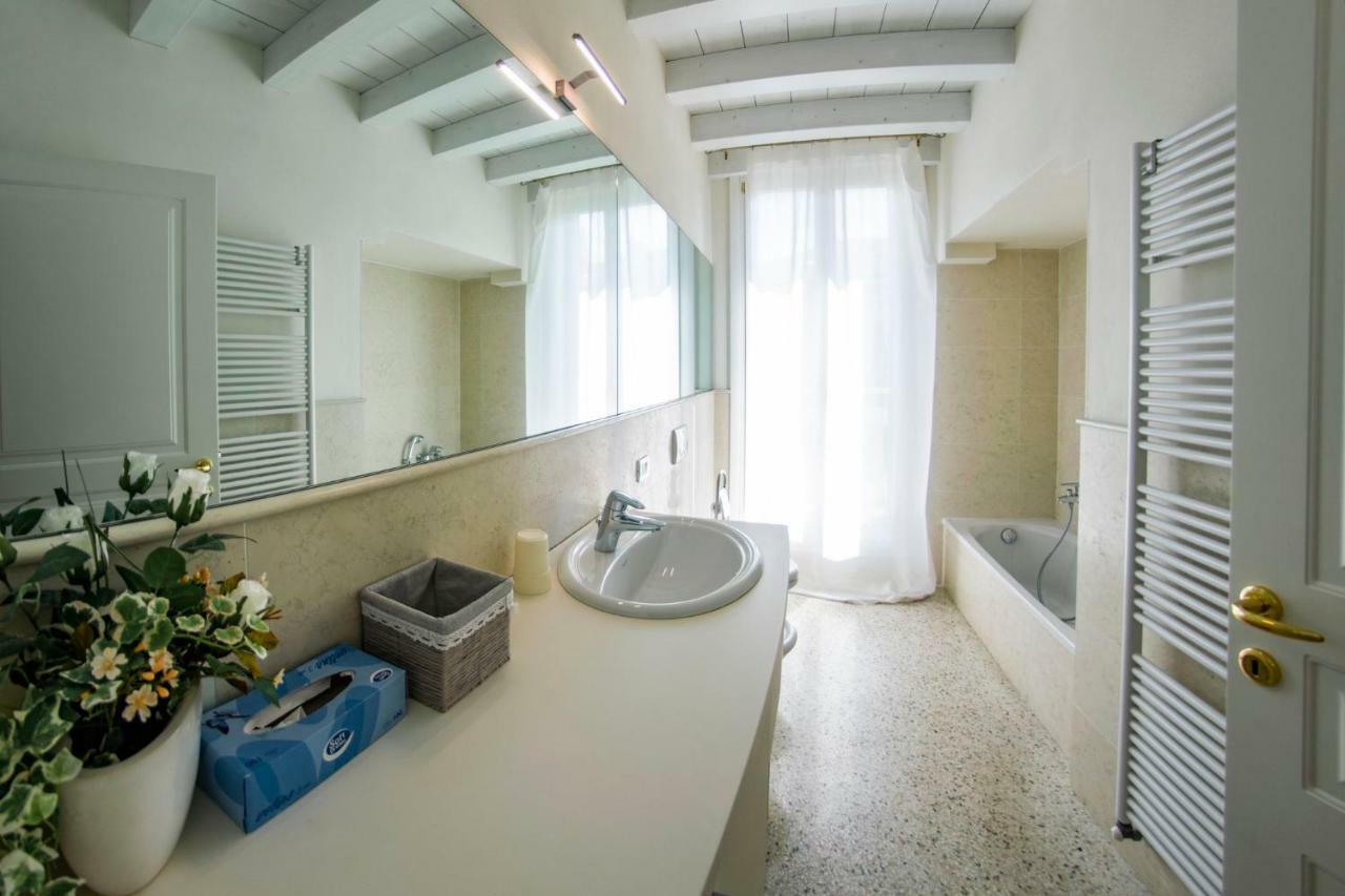 Juliet House 2*