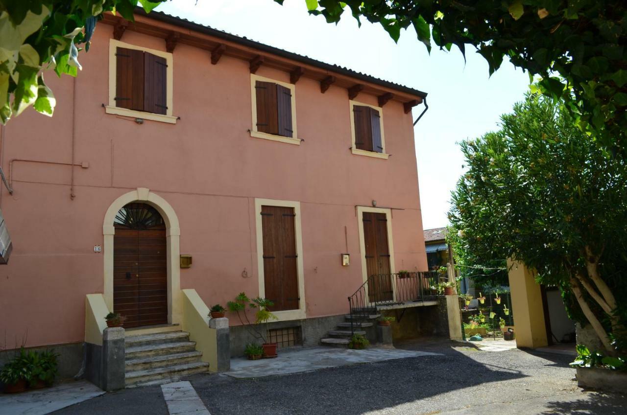 Veronauptoyou Courtyard Appartement