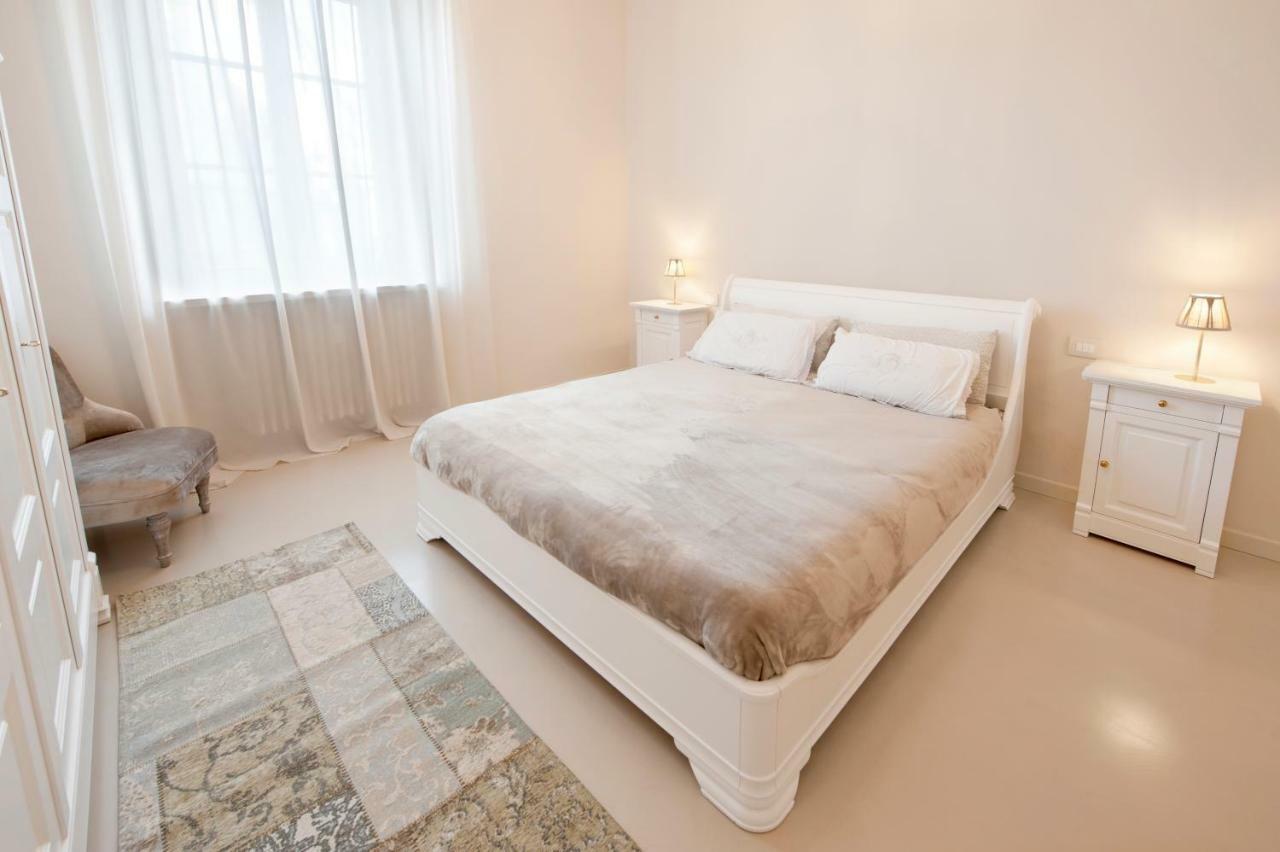 Apartment Bureau