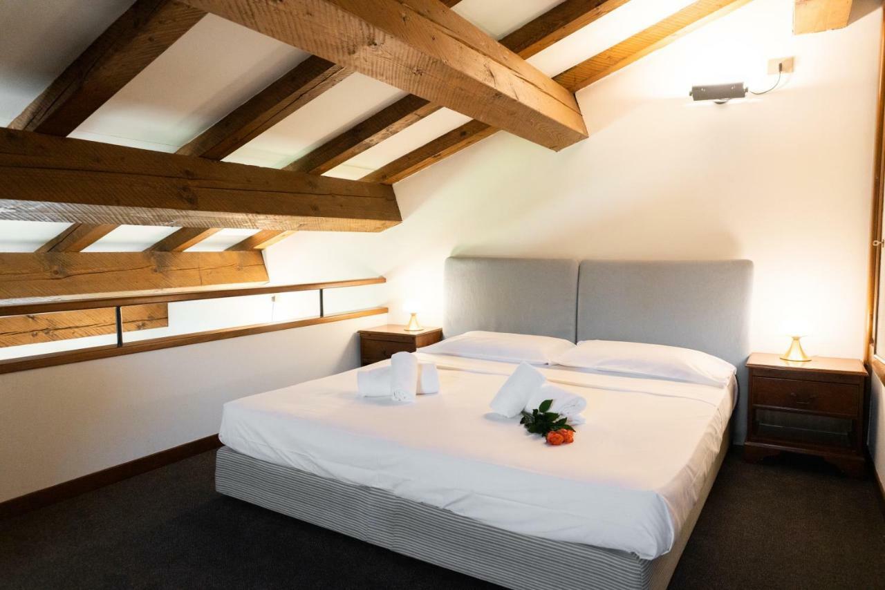 Apartment Domus - Magnifiche Residenze San Fermo Verona