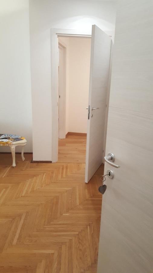 Il Salotto Del Conte Bed & Breakfast 2*