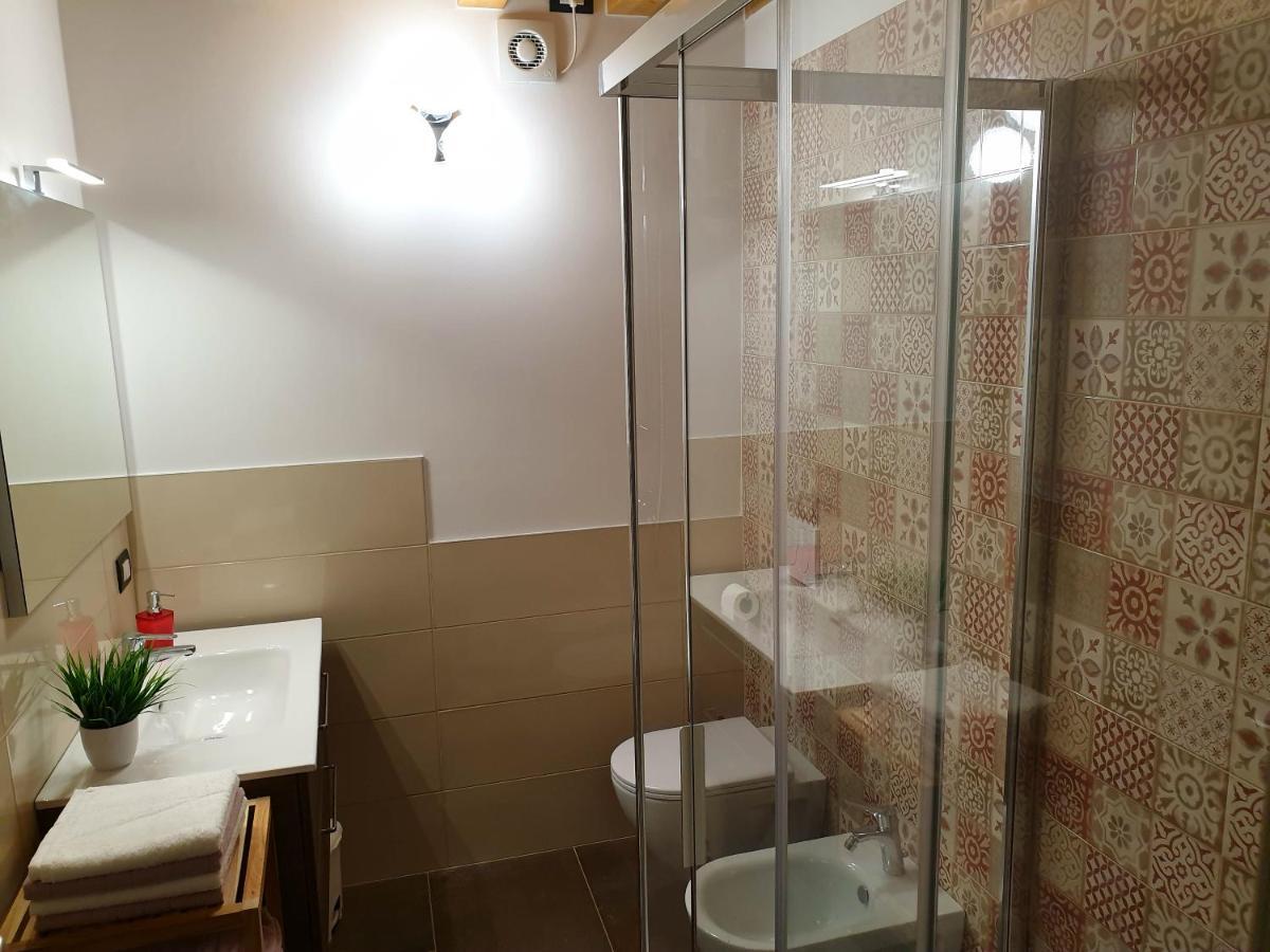 Căn hộ Dimora Rosso San Zeno - Wifi Veloce E Adatto Per Famiglie *