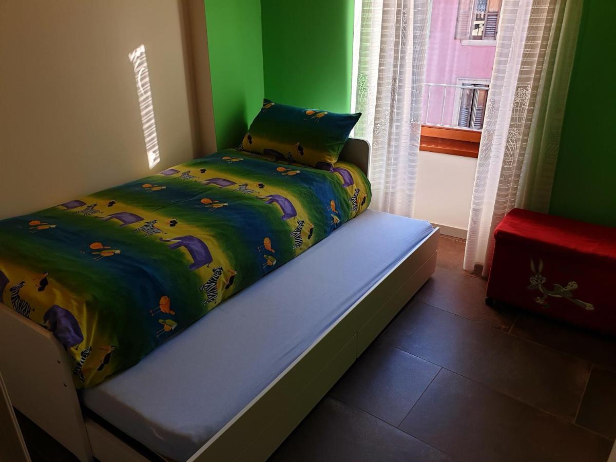Dimora Rosso San Zeno - Wifi Veloce E Adatto Per Famiglie Căn hộ *