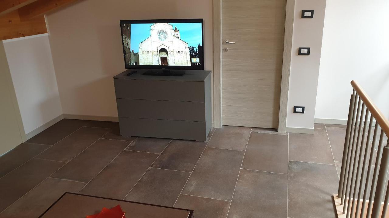 Căn hộ Dimora Rosso San Zeno - Wifi Veloce E Adatto Per Famiglie Verona