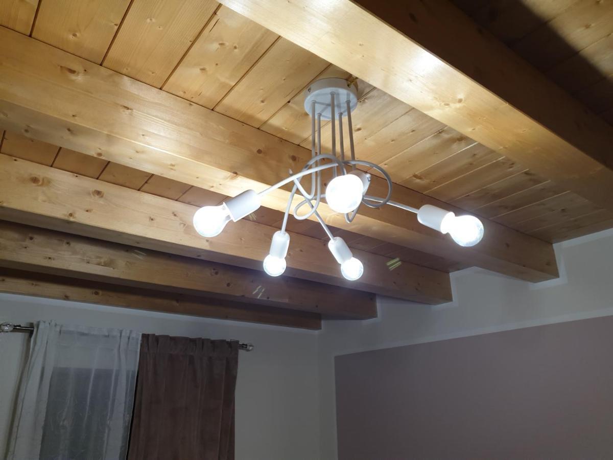 Dimora Rosso San Zeno - Wifi Veloce E Adatto Per Famiglie Căn hộ