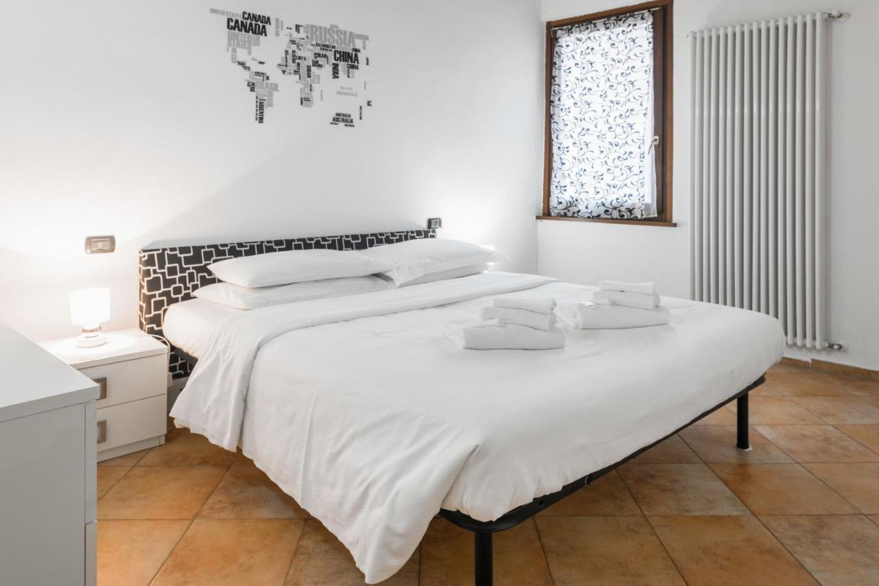 Flats4rent Silvia Apartment