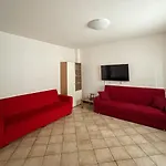 Richi Rent 01