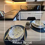 Angolo Bassini - Apartment