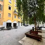 Frame Of Verona Apartments