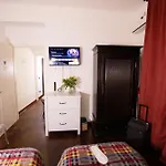 Like Romeo Suites