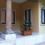 Romeo Design Rooms