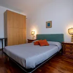 Appartamento Con Garage Vicino Al Centro