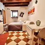 Gli Archi Di Luisa - Centro Verona