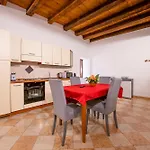 Arena Suite Mazzini Verona Centro 2