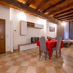 Arena Suite Mazzini Verona Centro 2