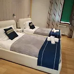 Fiera Camera