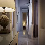 The Gentleman Of Verona Apartments