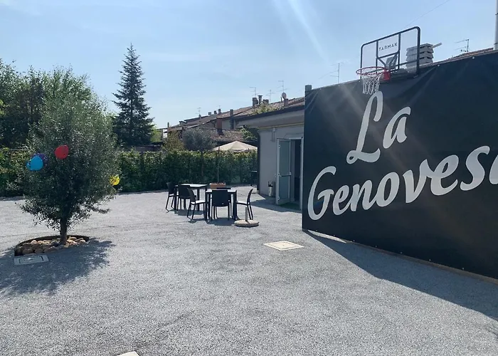 Genovesa 42 Group