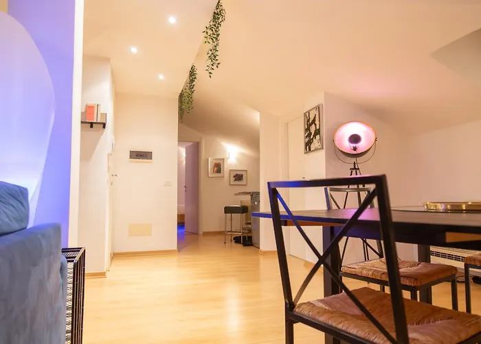 La Mansarda Modern House