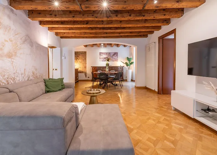 Sgarzerie Luxury Flat 2 Rooms 120Mq