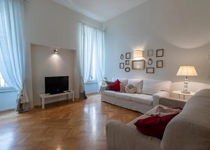 Ad Verona Flat
