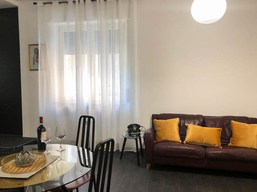 Apartment Romantic
