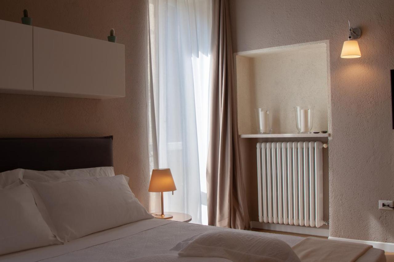 Domus Apartment