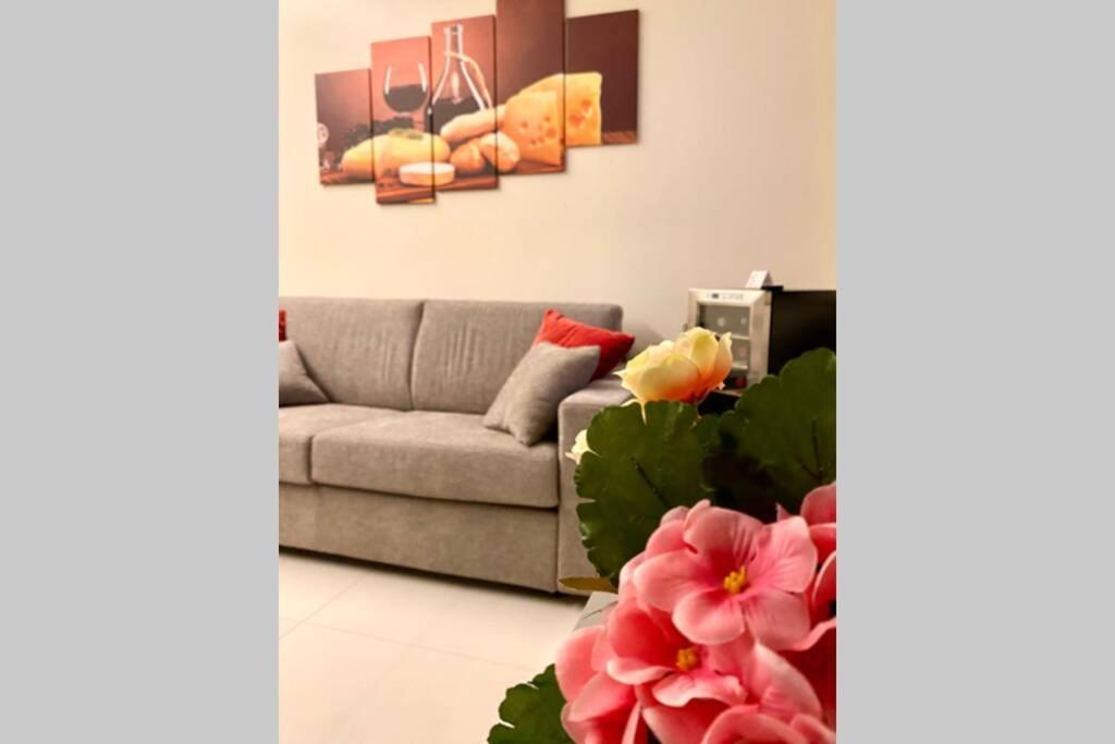Wine And Horse - Next To Station And Free Parking Apartment Verona