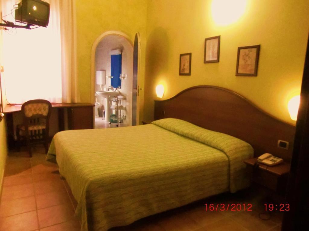 Cavour Hotel 2*