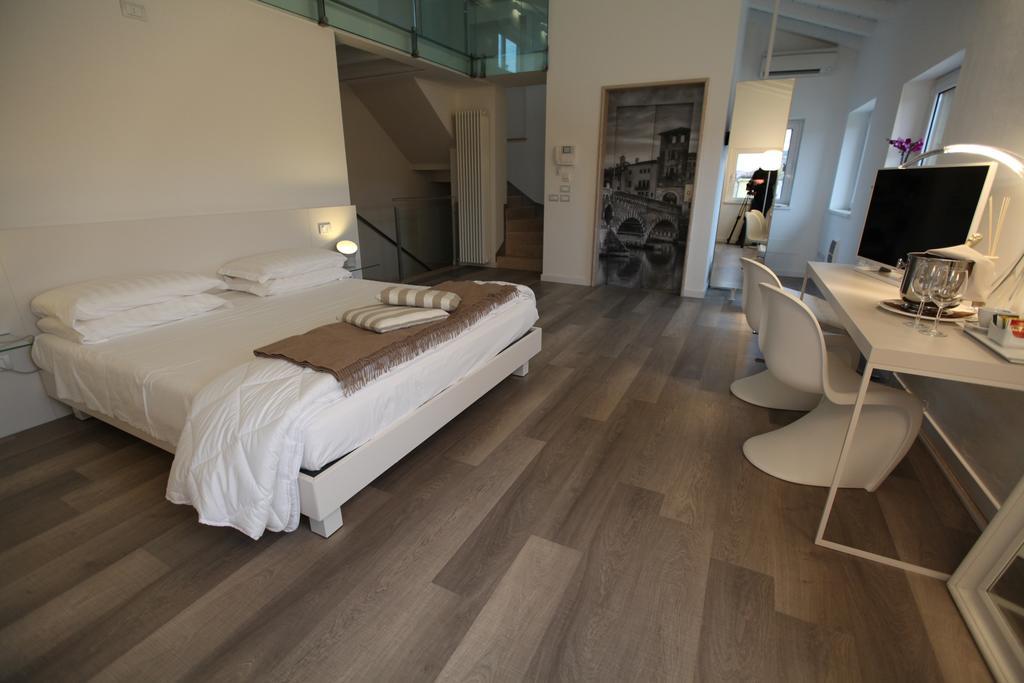 Mazzini Bed & Breakfast 2*