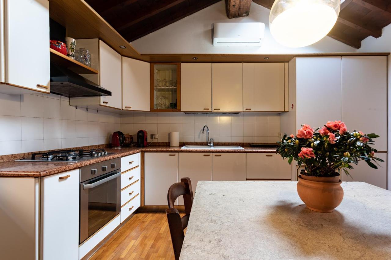 Sant'anastasia Apartment Verona