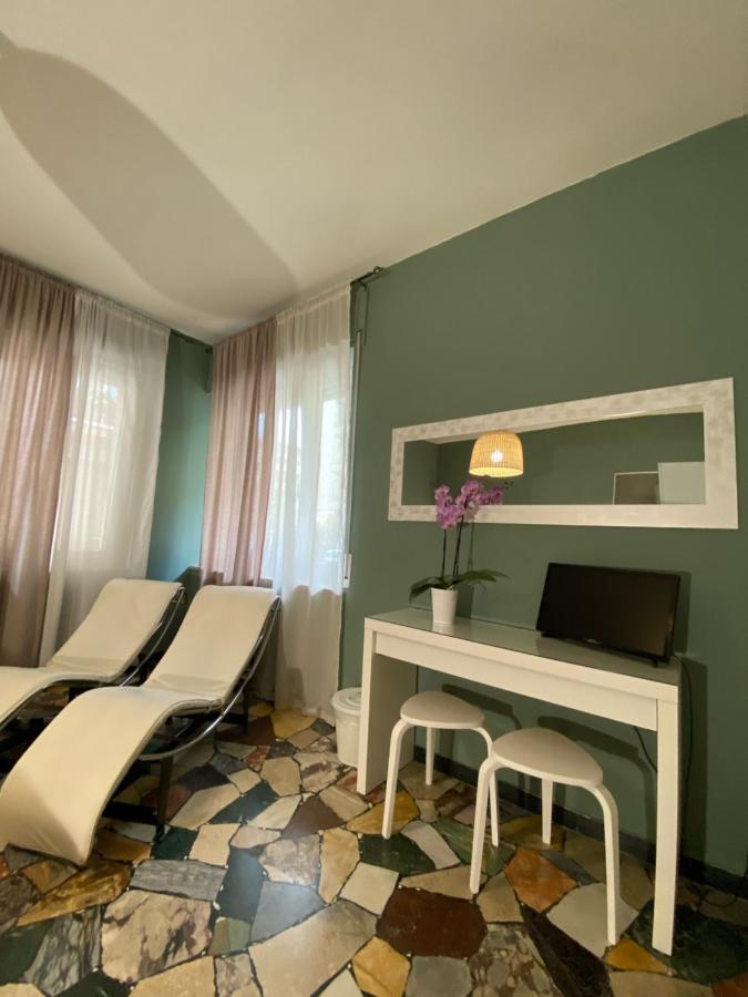 Delle Rose Rooms Guest house
