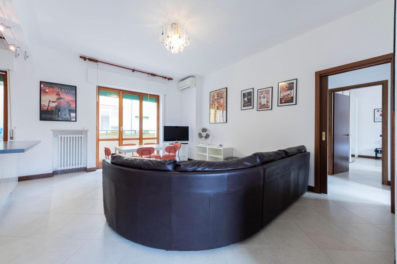 Movie Lovers Apartment